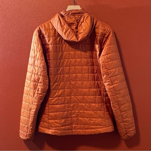 Patagonia Men’s Nano Puff Insulated Quilted Orange Full Zip Hooded Jacket - Picture 6 of 6